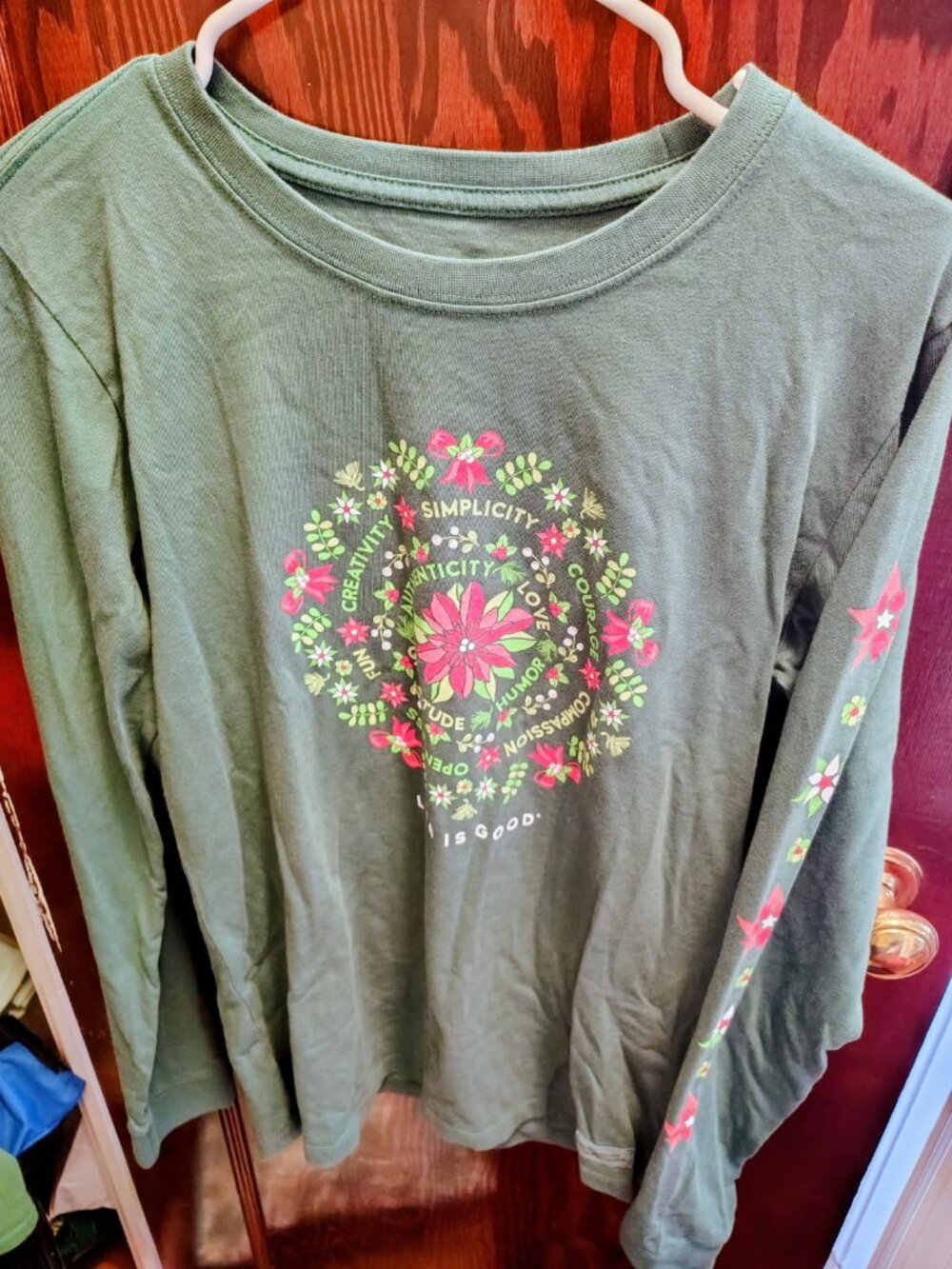 Life is Good Spruce Green Pointesettia Mandala L/S Women's Tee